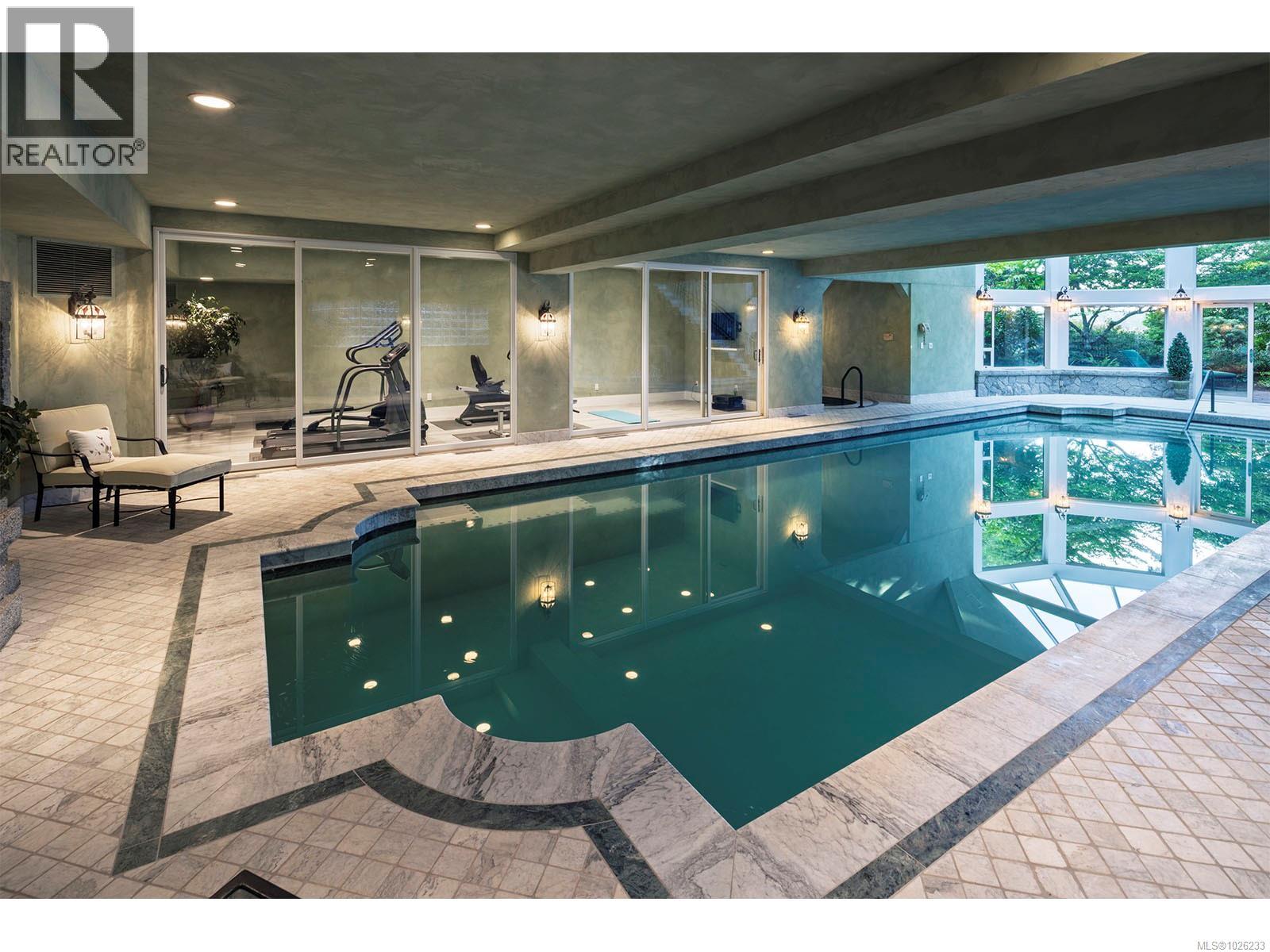  3445 Beach Drive, Oak Bay