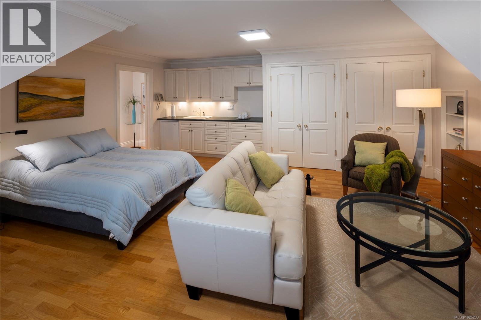  3445 Beach Drive, Oak Bay