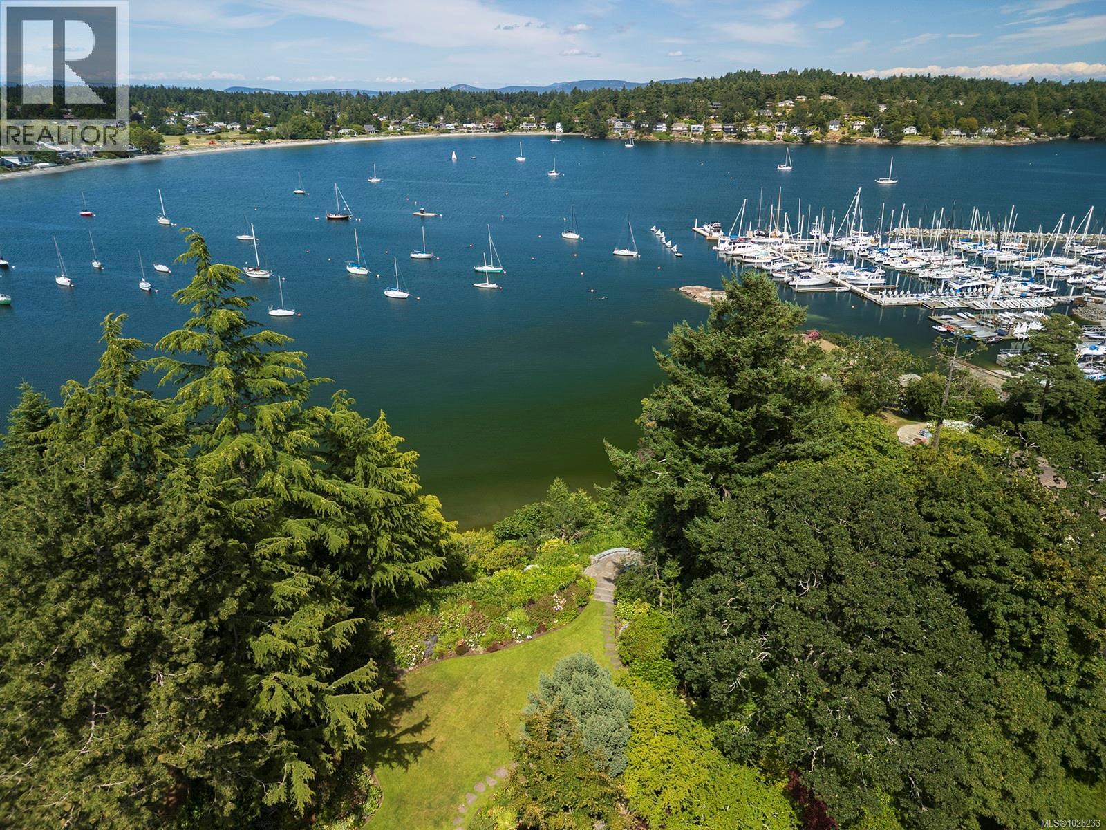  3445 Beach Drive, Oak Bay