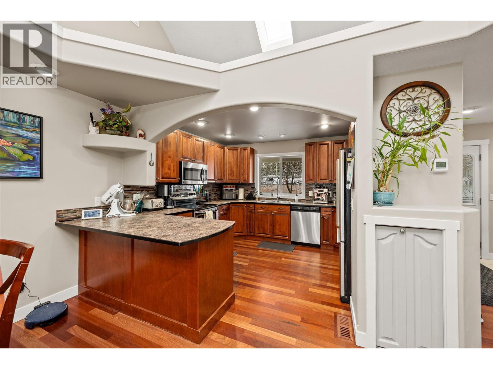 674 Muir Road, Kelowna