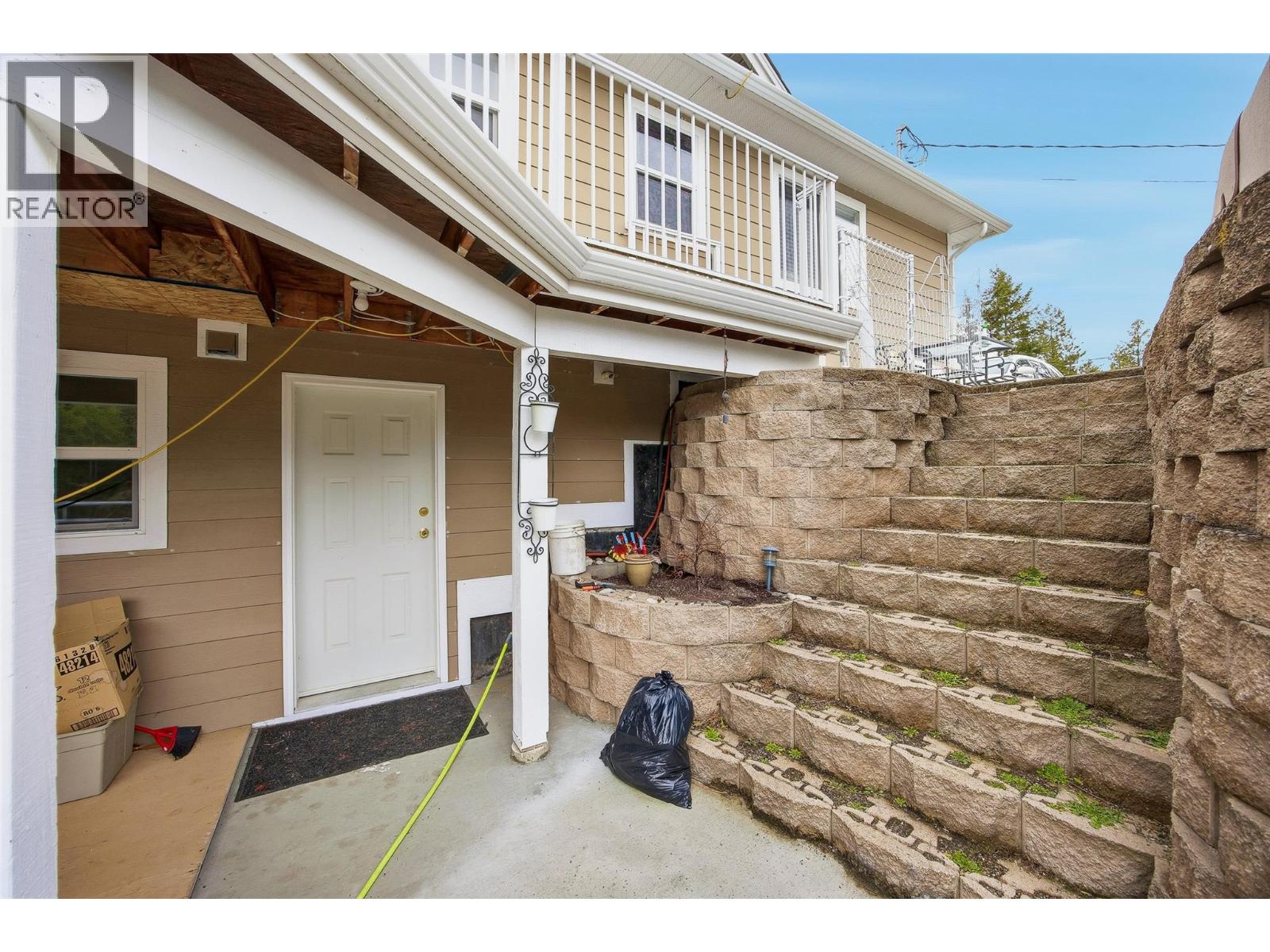 674 Muir Road, Kelowna