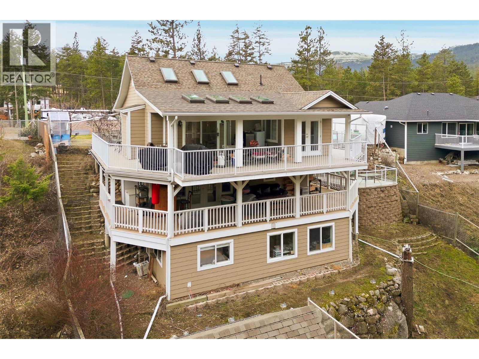 674 Muir Road, Kelowna