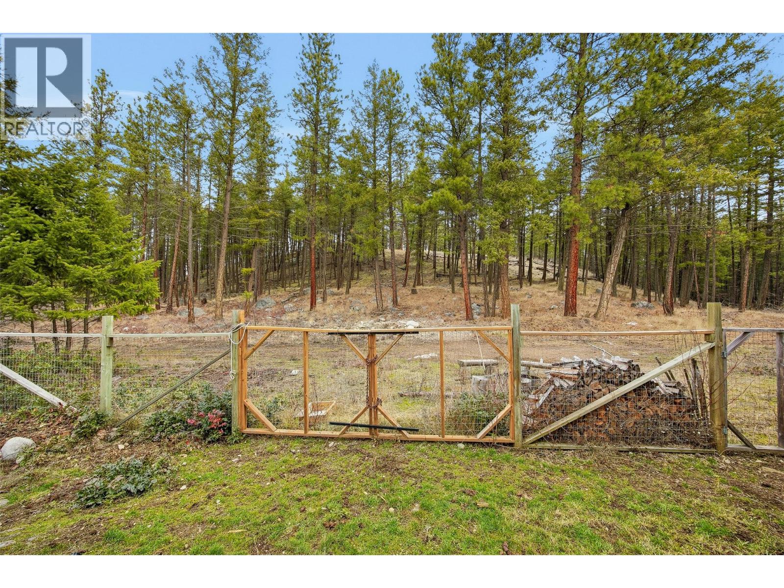 674 Muir Road, Kelowna