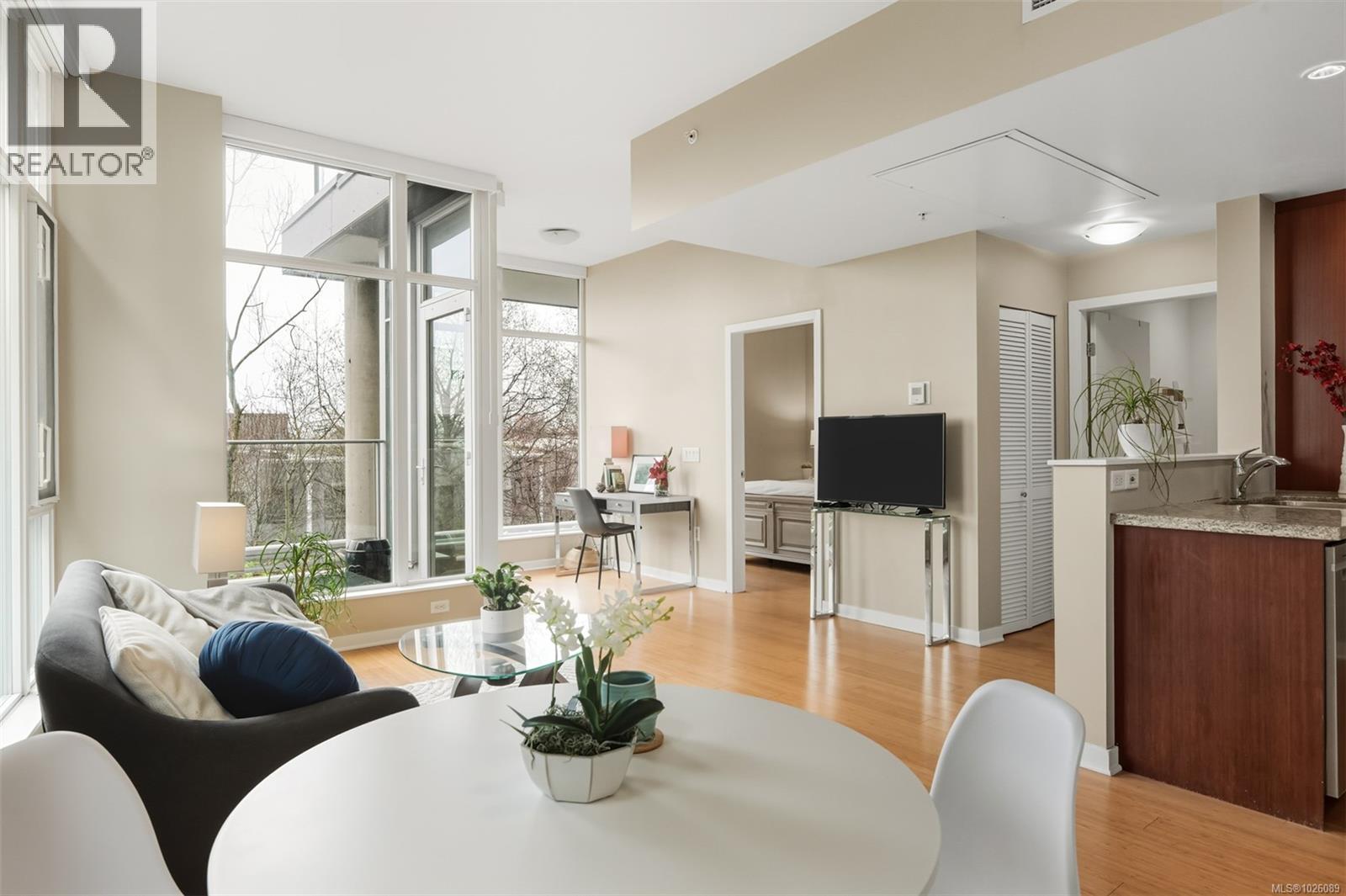 108 373 Tyee Road, Victoria