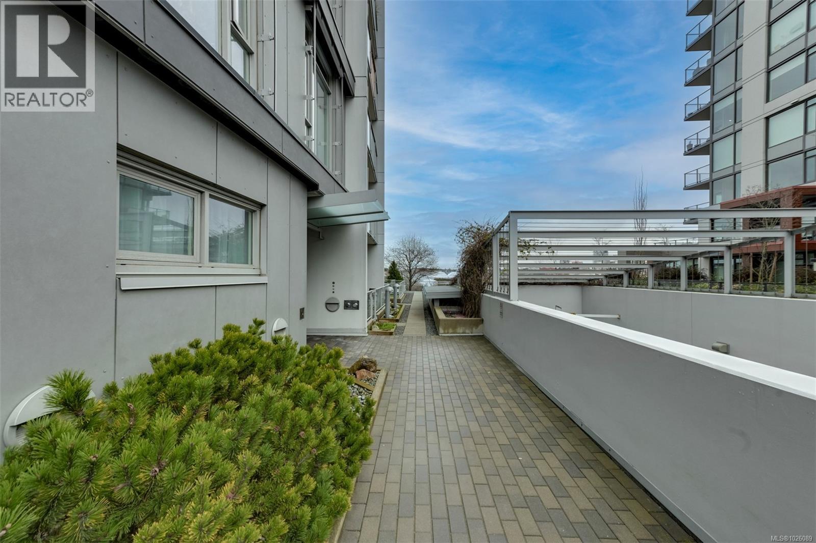 108 373 Tyee Road, Victoria