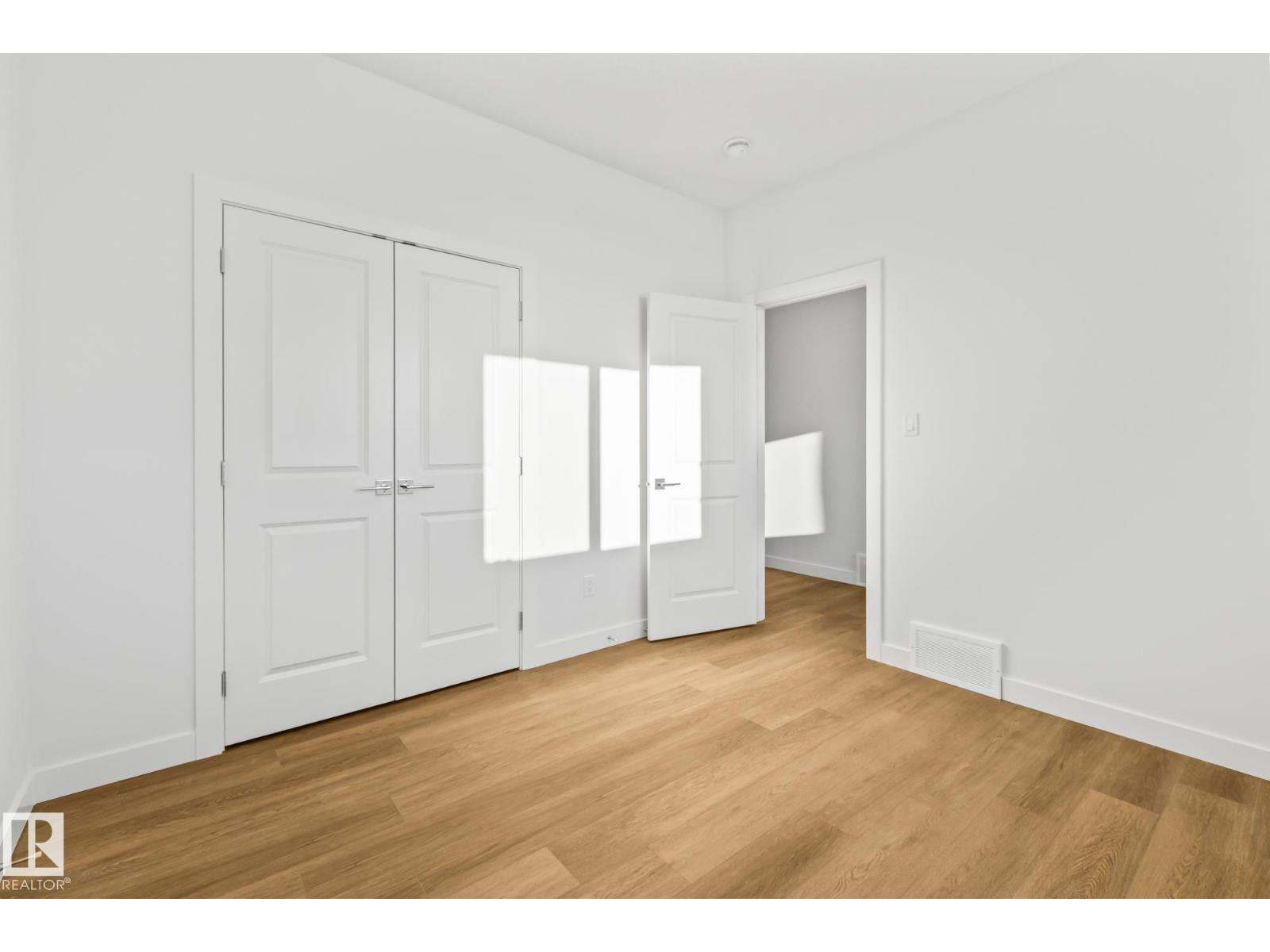 
          33 FICUS WY
            <br/>
            <span>Fort Saskatchewan</span>
            , 
            <span>AB</span>
             <span>T8L0Z6</span>
         - Photo 8