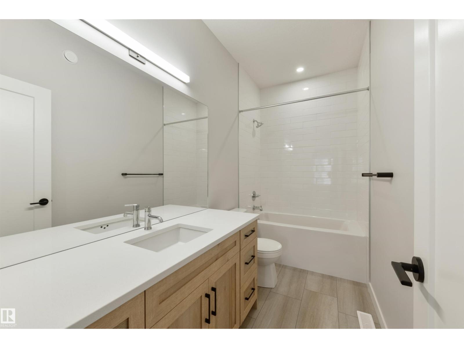 8311 & 8313 76 AV NW, Edmonton