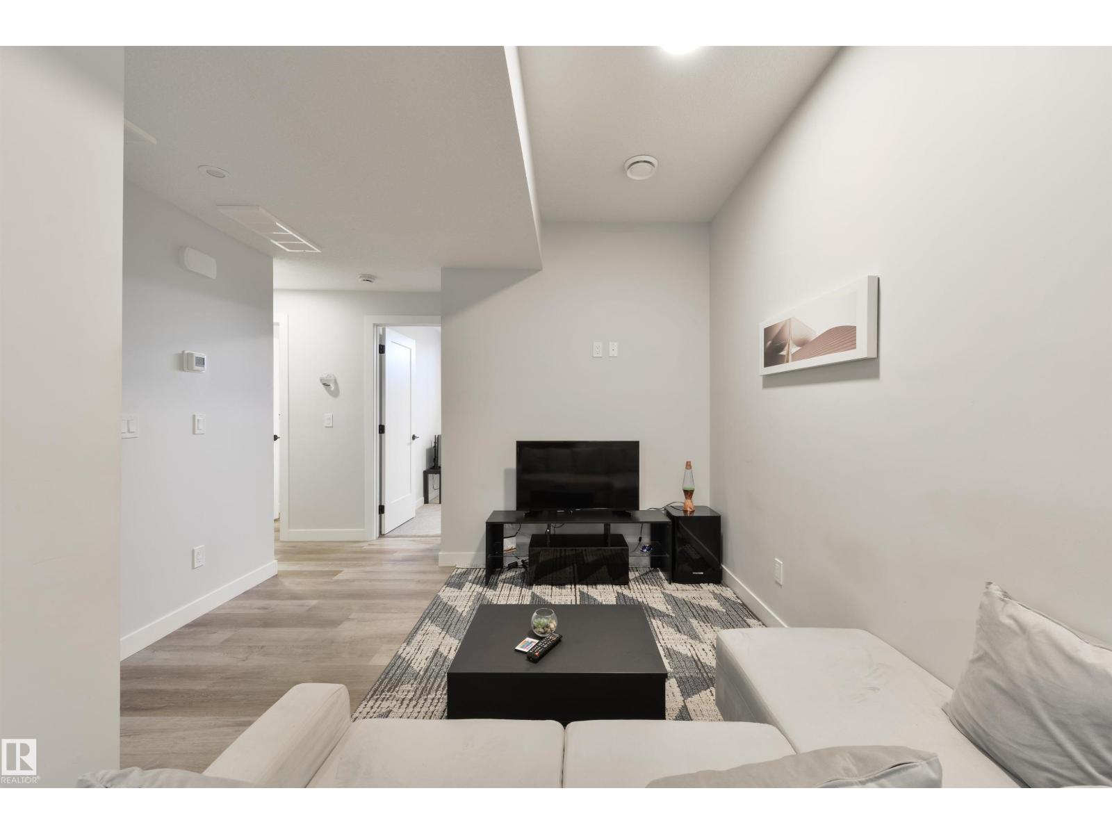 8311 & 8313 76 AV NW, Edmonton