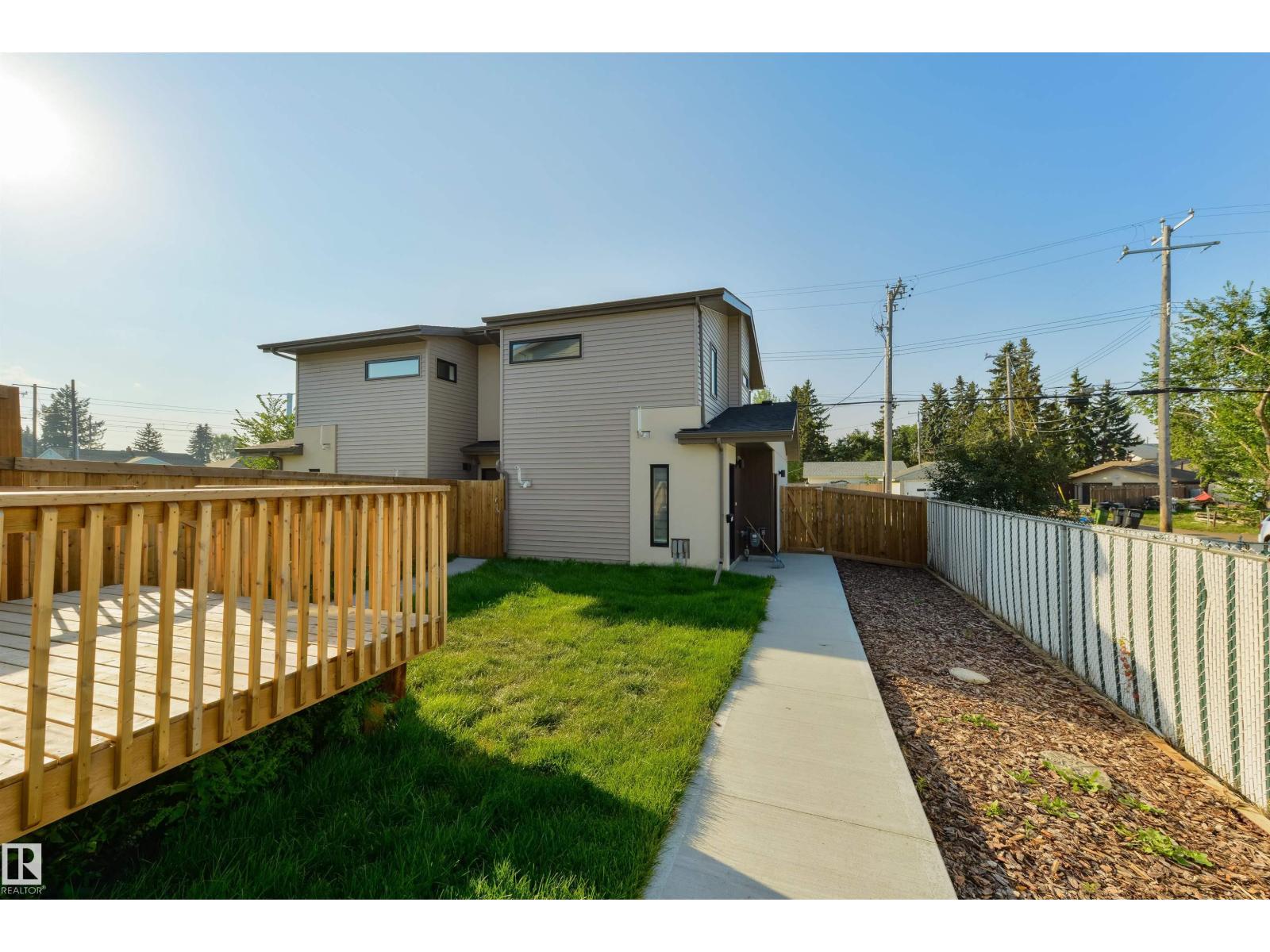 8311 & 8313 76 AV NW, Edmonton