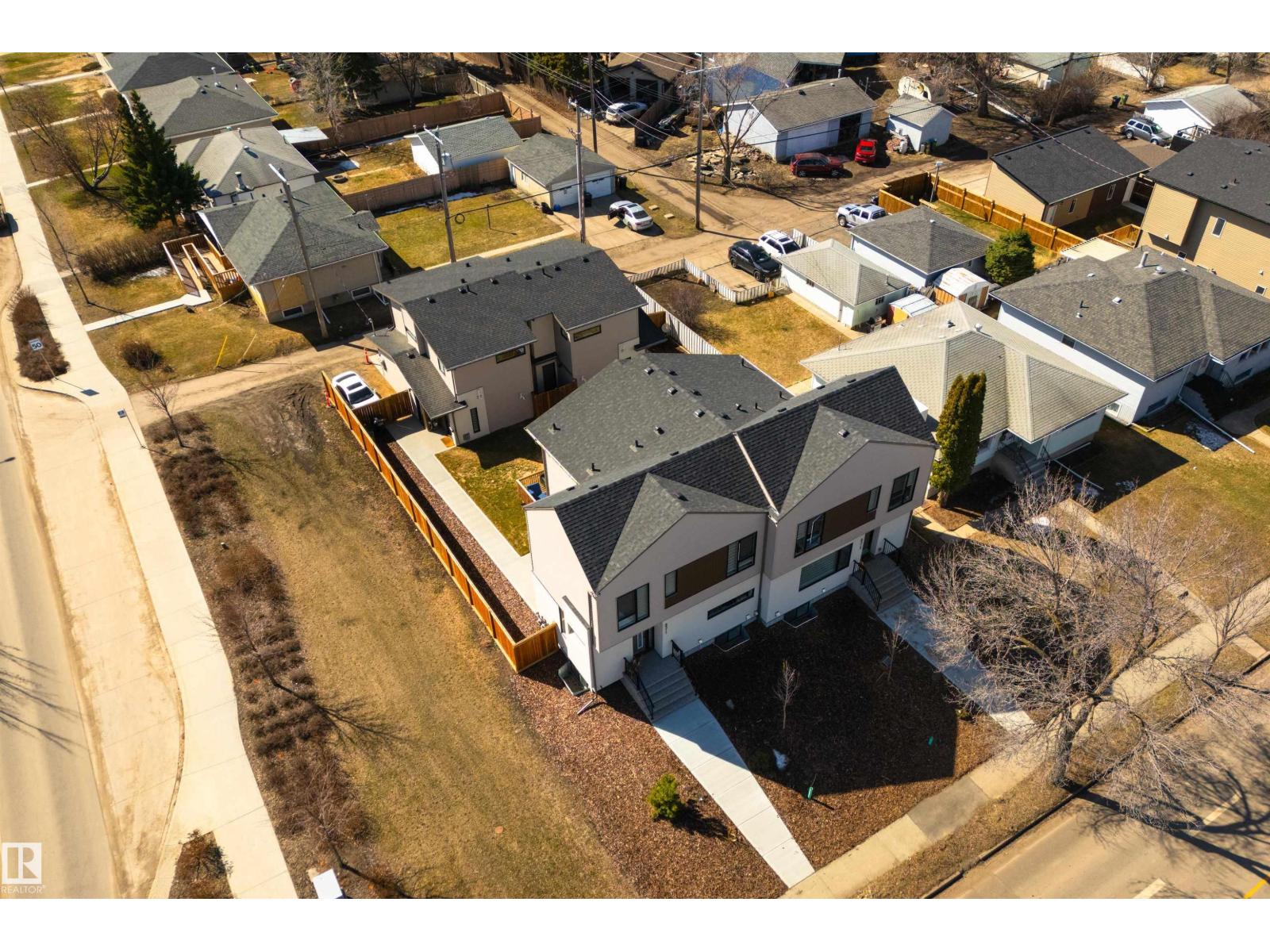 8311 & 8313 76 AV NW, Edmonton