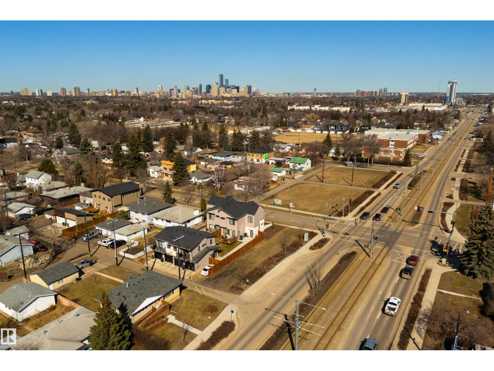 8311 & 8313 76 AV NW, Edmonton