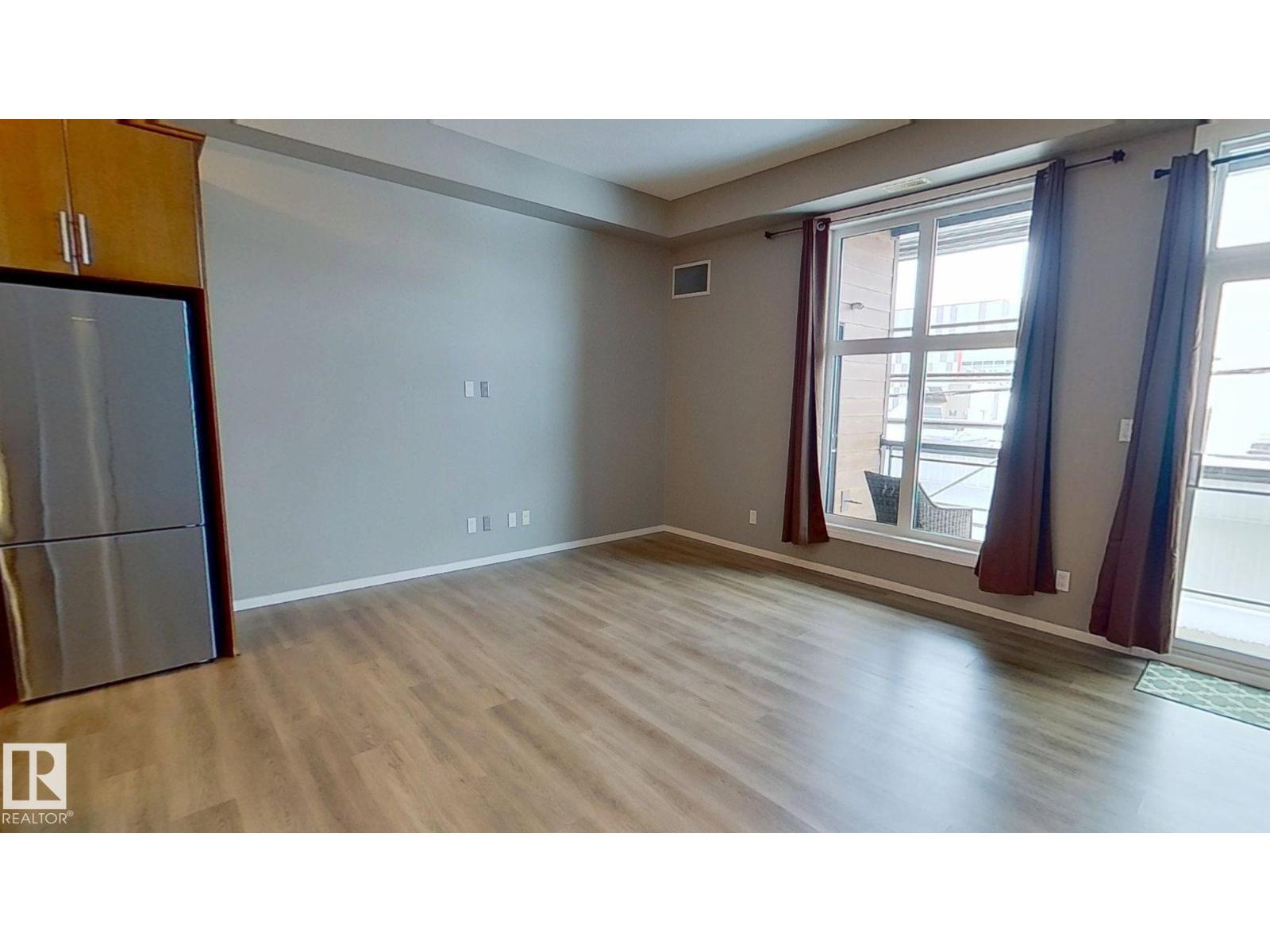 #215 10531 117 ST NW - 5