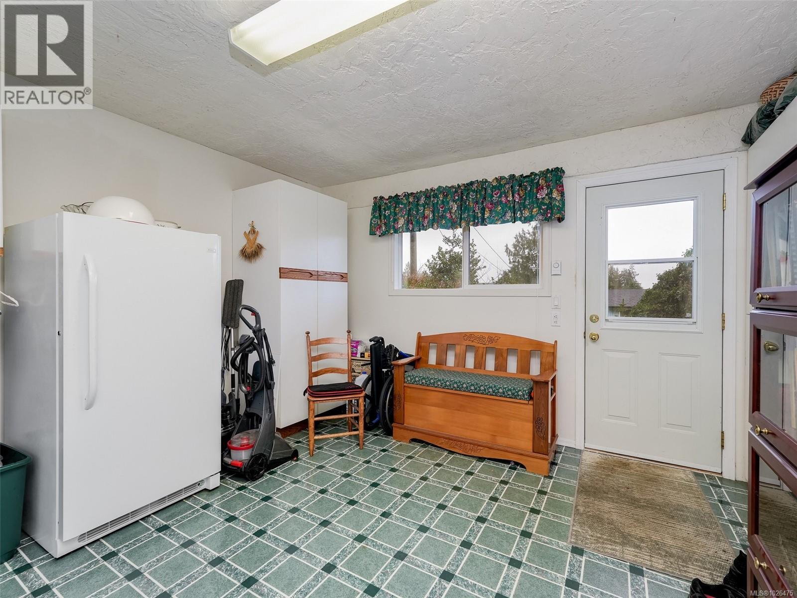 2324 French Rd N, Sooke