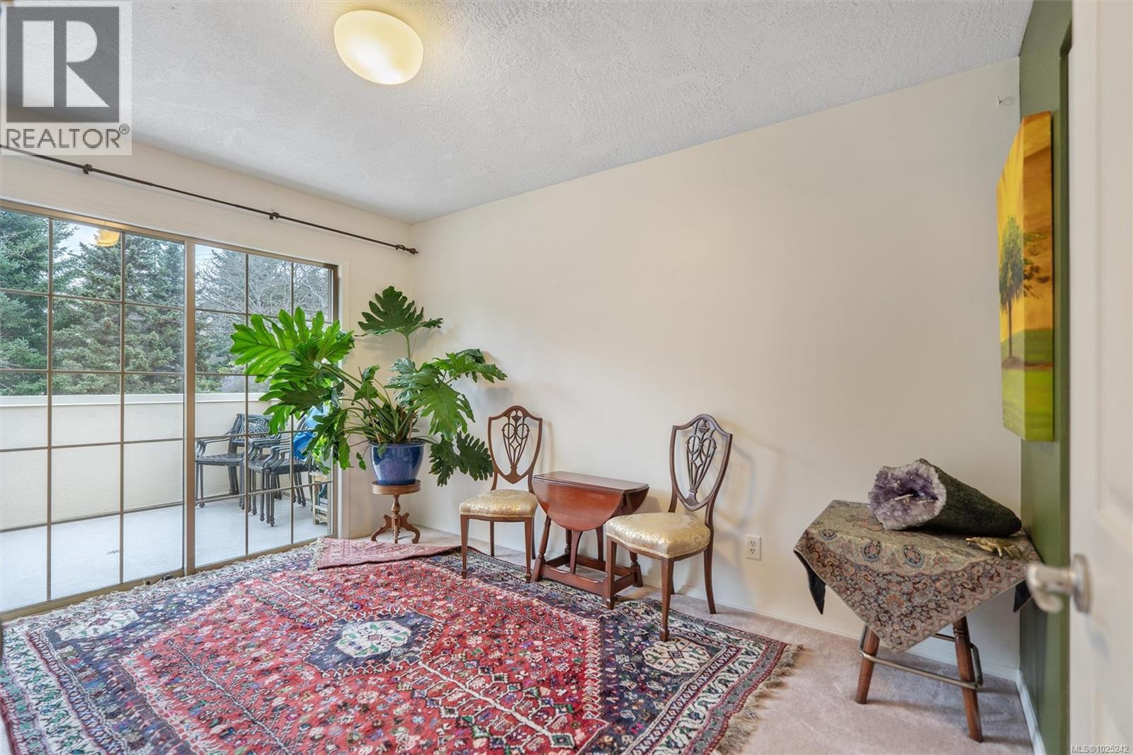 8 909 Admirals Rd, Esquimalt