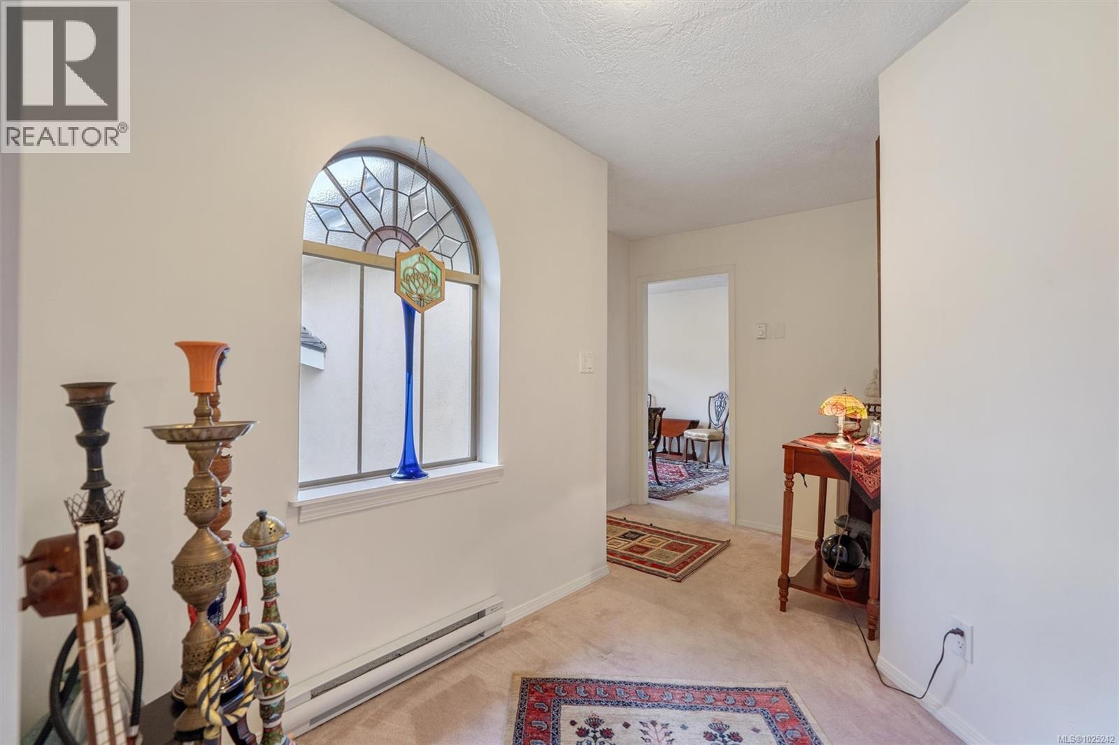 8 909 Admirals Rd, Esquimalt