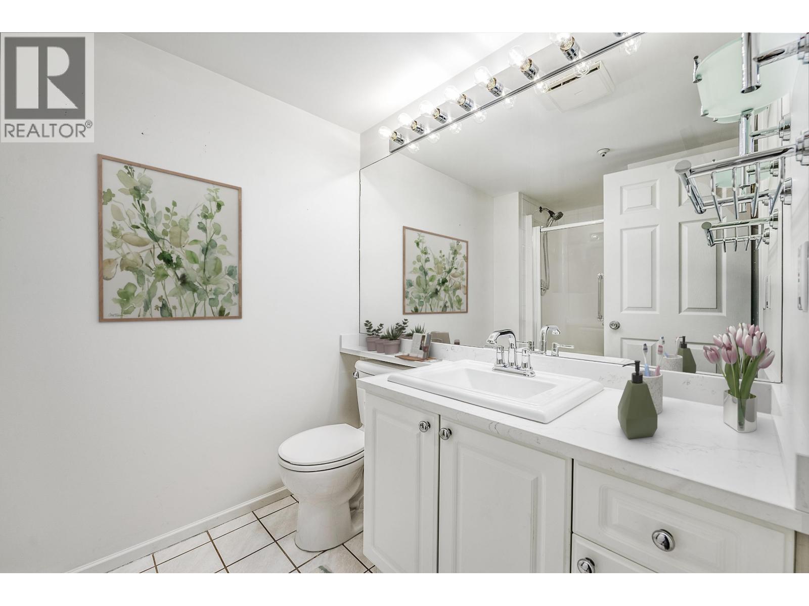 #205-5518 14TH Avenue, Delta