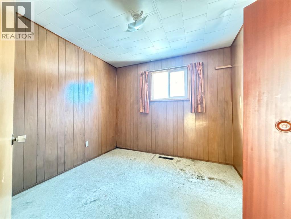 5514 50 AVENUE - 5