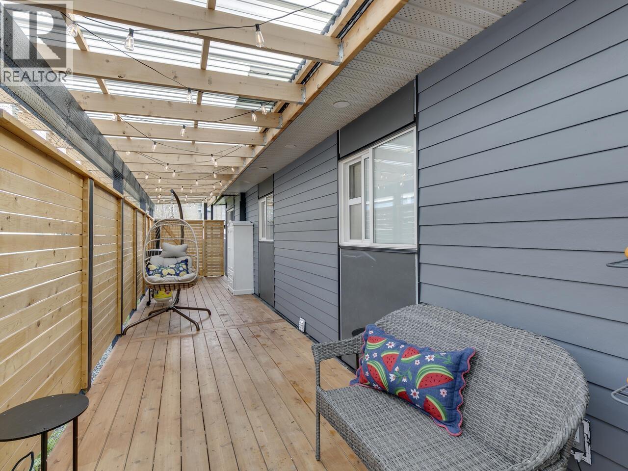 4 39768 GOVERNMENT ROAD, Squamish