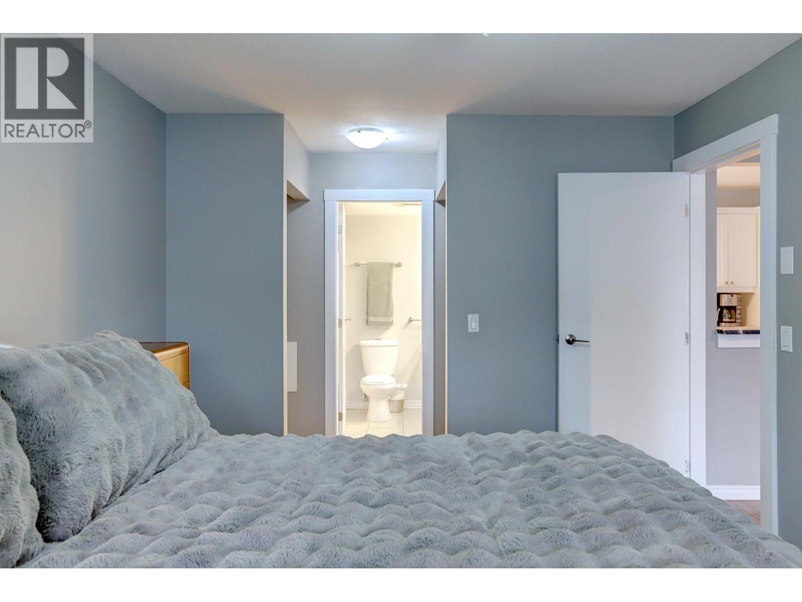 669 Houghton Road Unit# 104, Kelowna