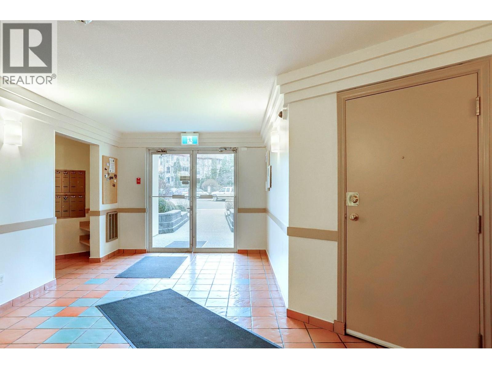 669 Houghton Road Unit# 104, Kelowna