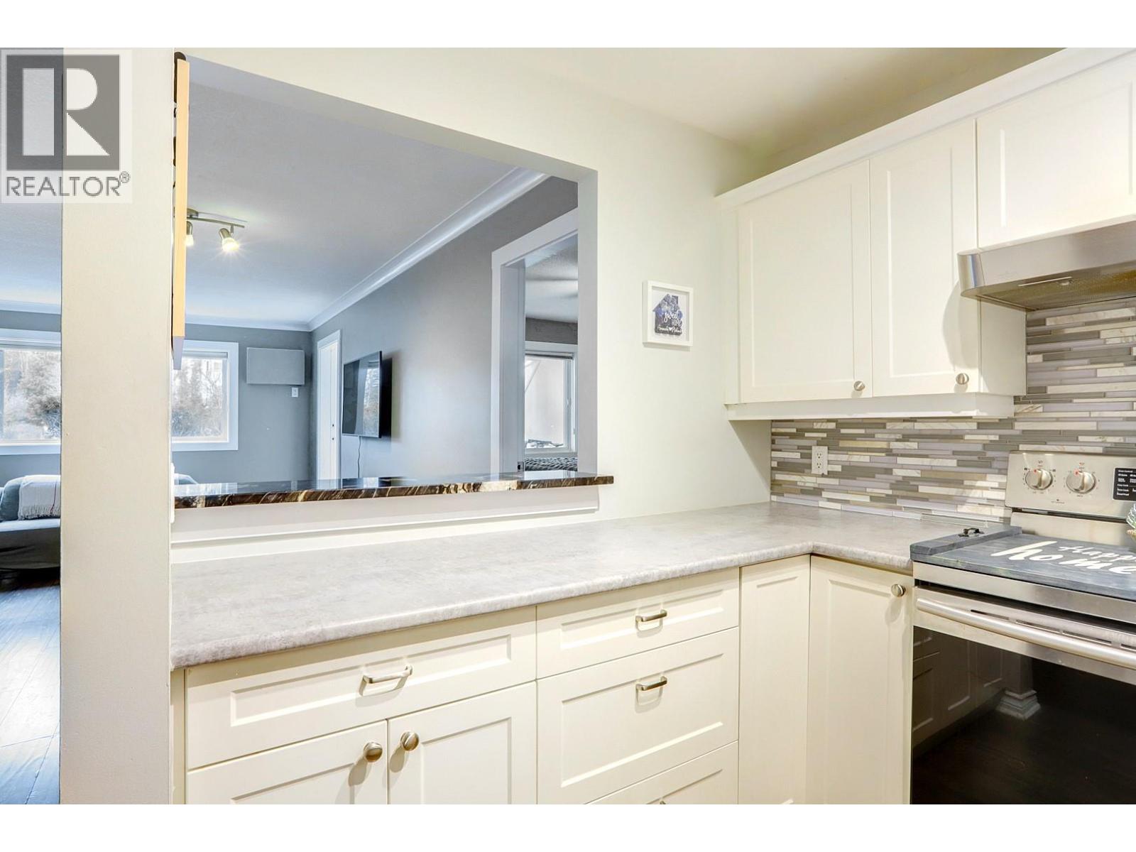 669 Houghton Road Unit# 104, Kelowna