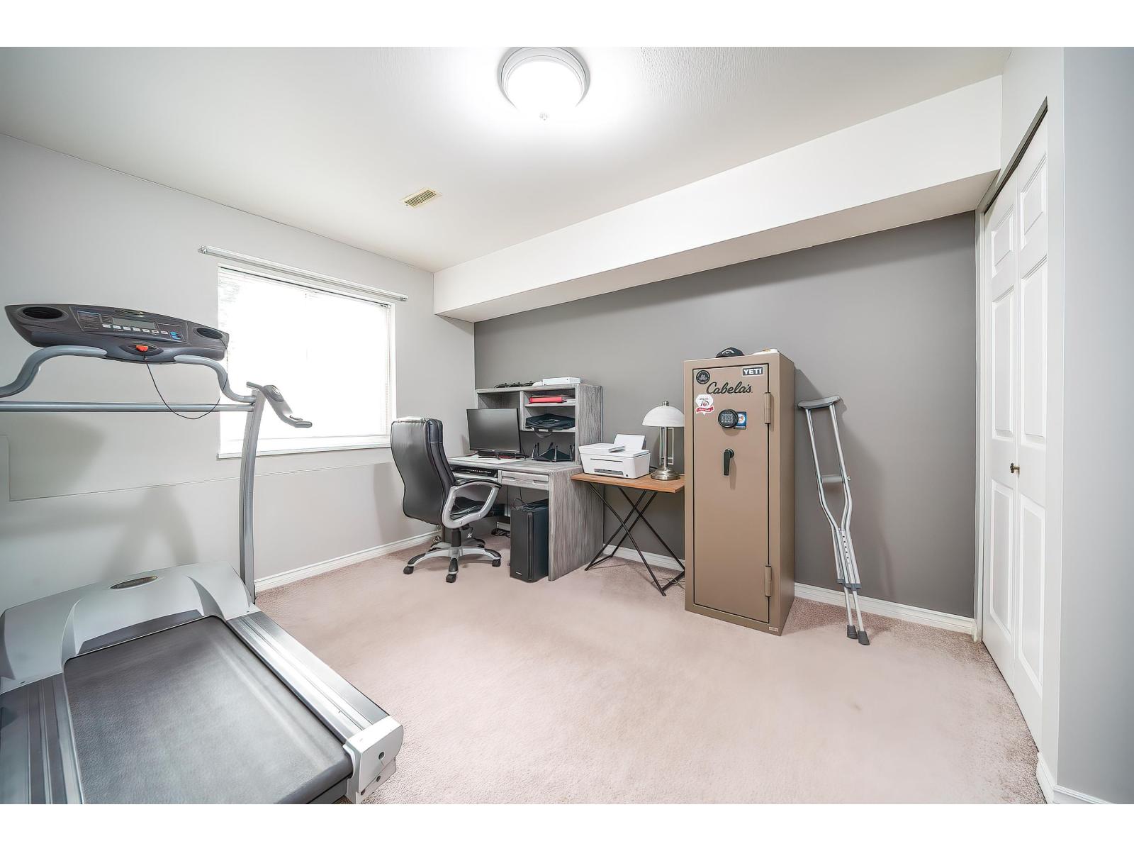 26912 24A AVENUE, Langley