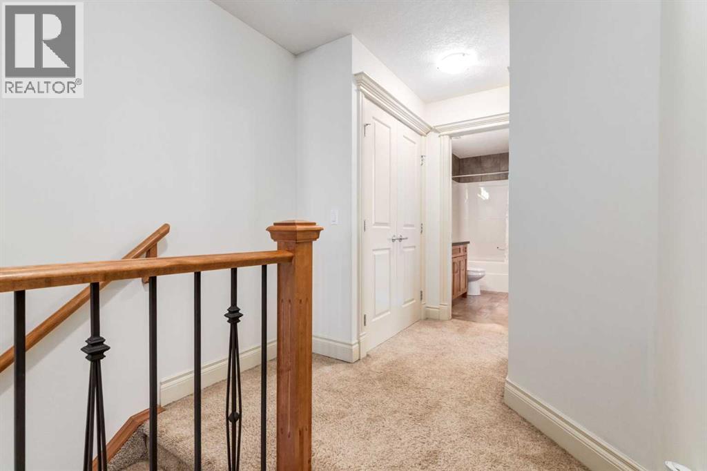 Single Family House for Sale in    Avenue NW West Hillhurst Calgary 