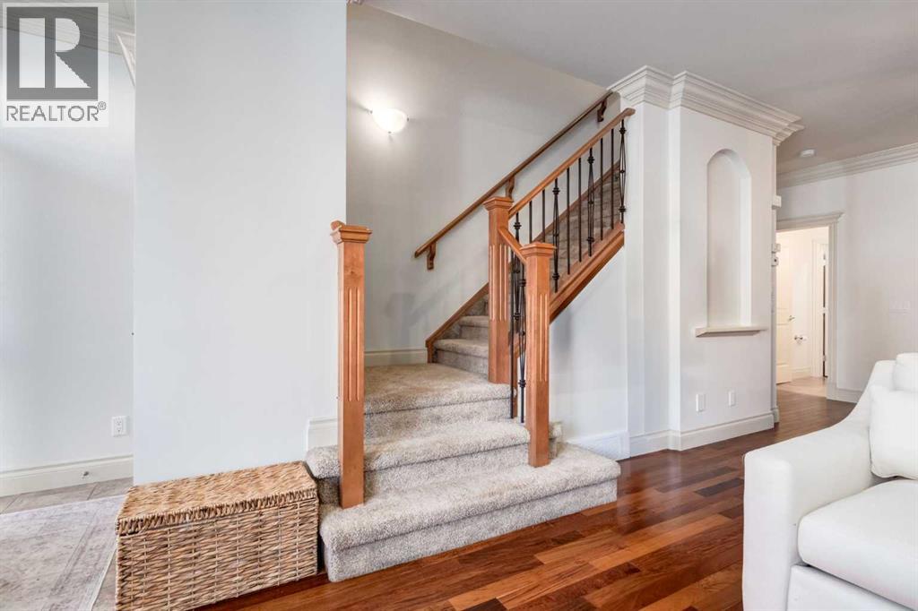 Single Family House for Sale in    Avenue NW West Hillhurst Calgary 