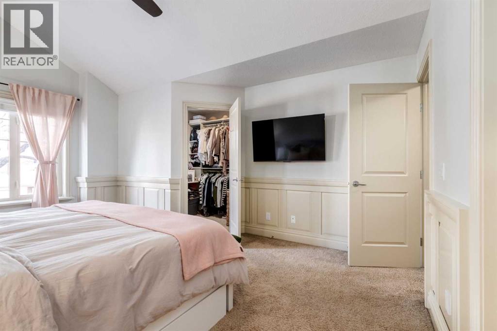 Single Family House for Sale in    Avenue NW West Hillhurst Calgary 