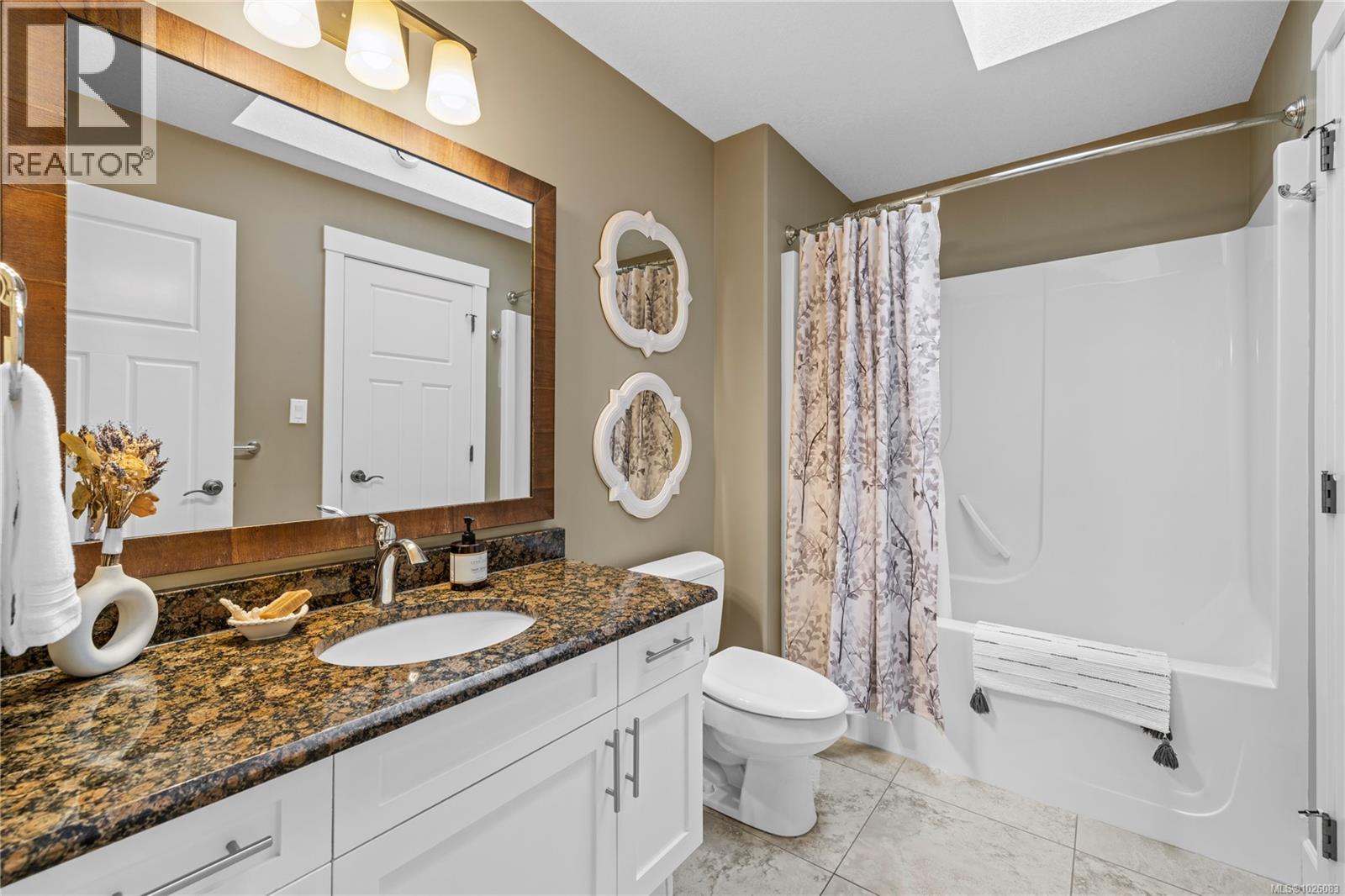 387 Kingsley St, Parksville