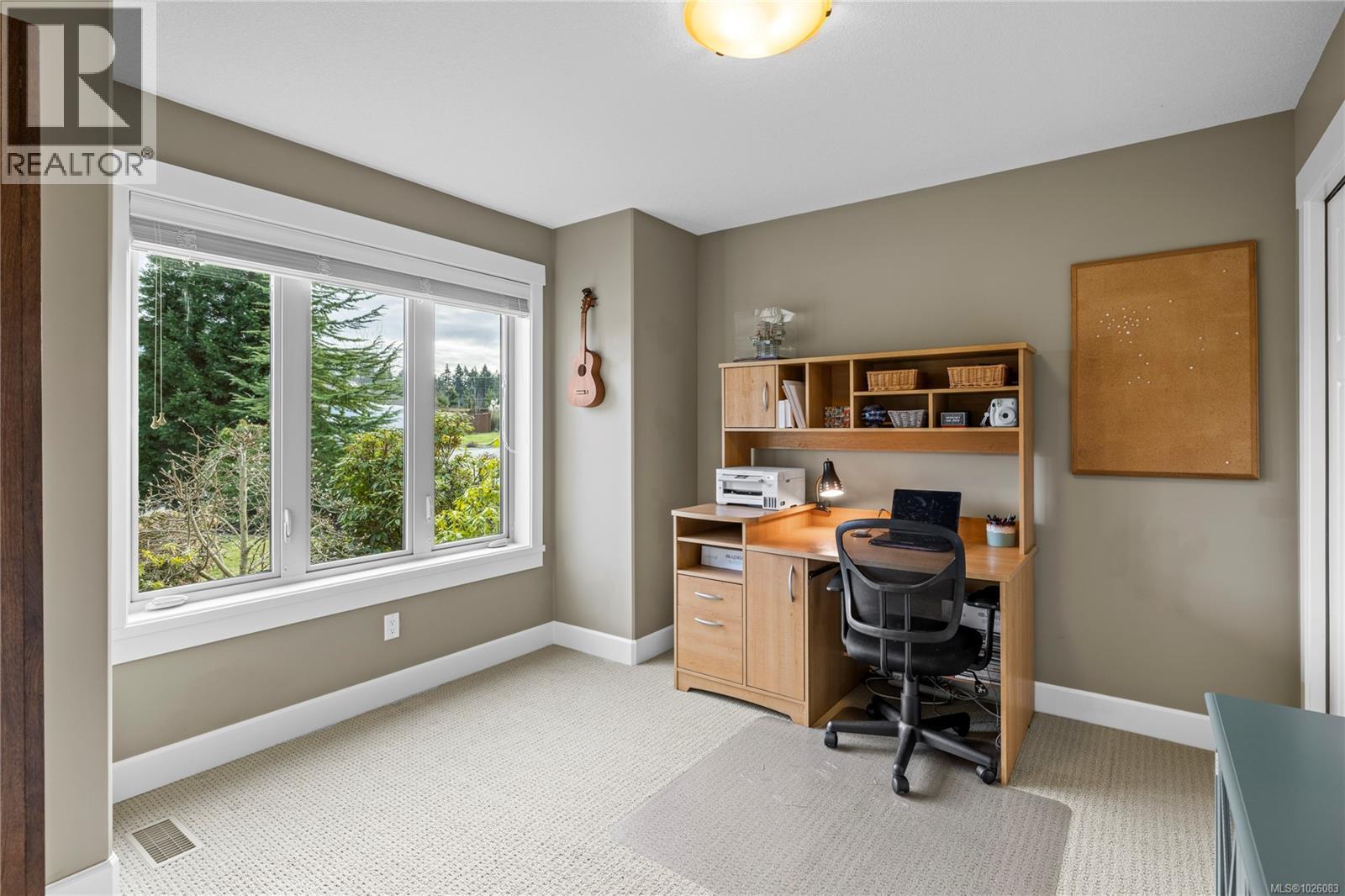 387 Kingsley St, Parksville