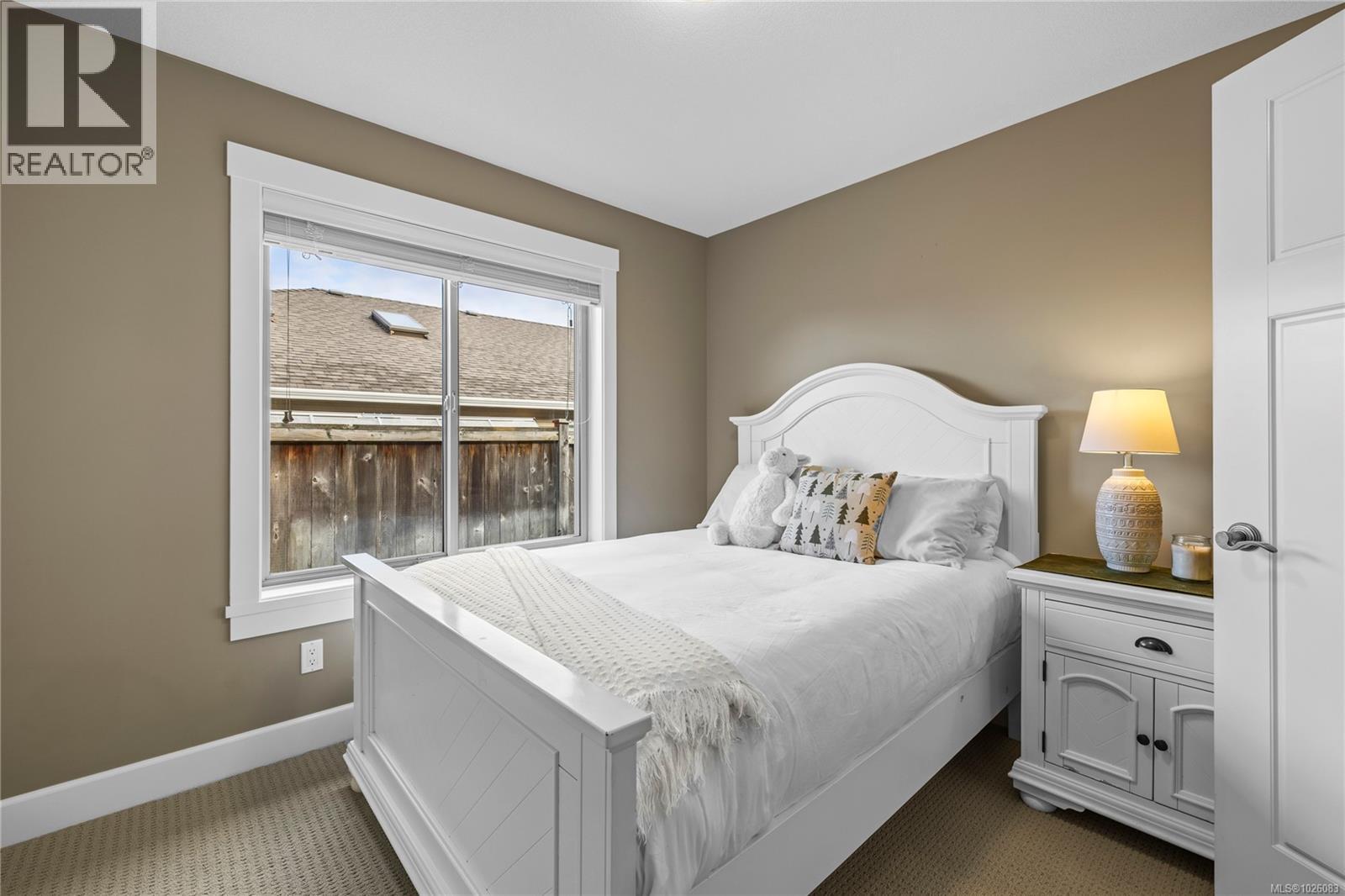 387 Kingsley St, Parksville