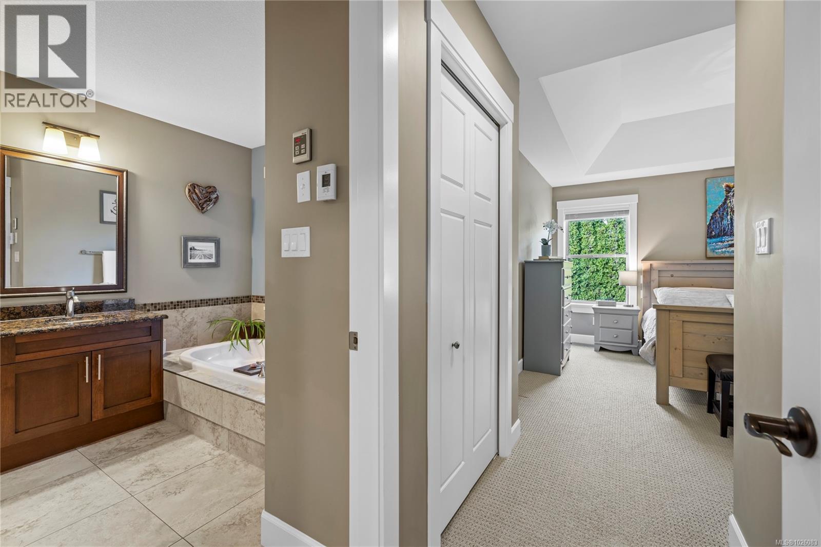 387 Kingsley St, Parksville