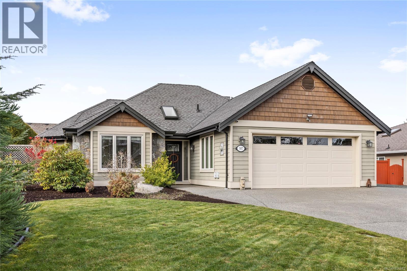 387 Kingsley St, Parksville