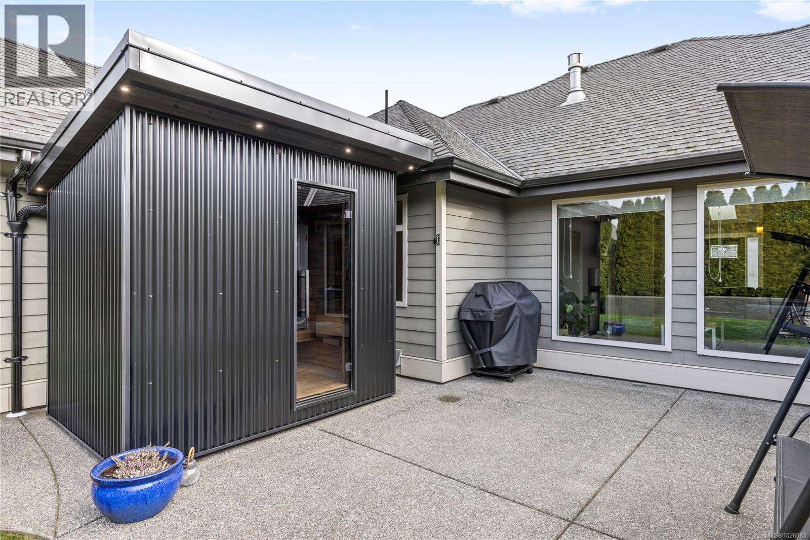 387 Kingsley St, Parksville