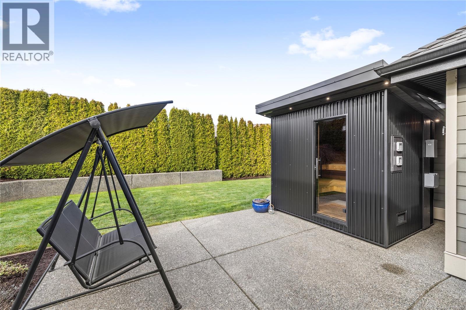 387 Kingsley St, Parksville