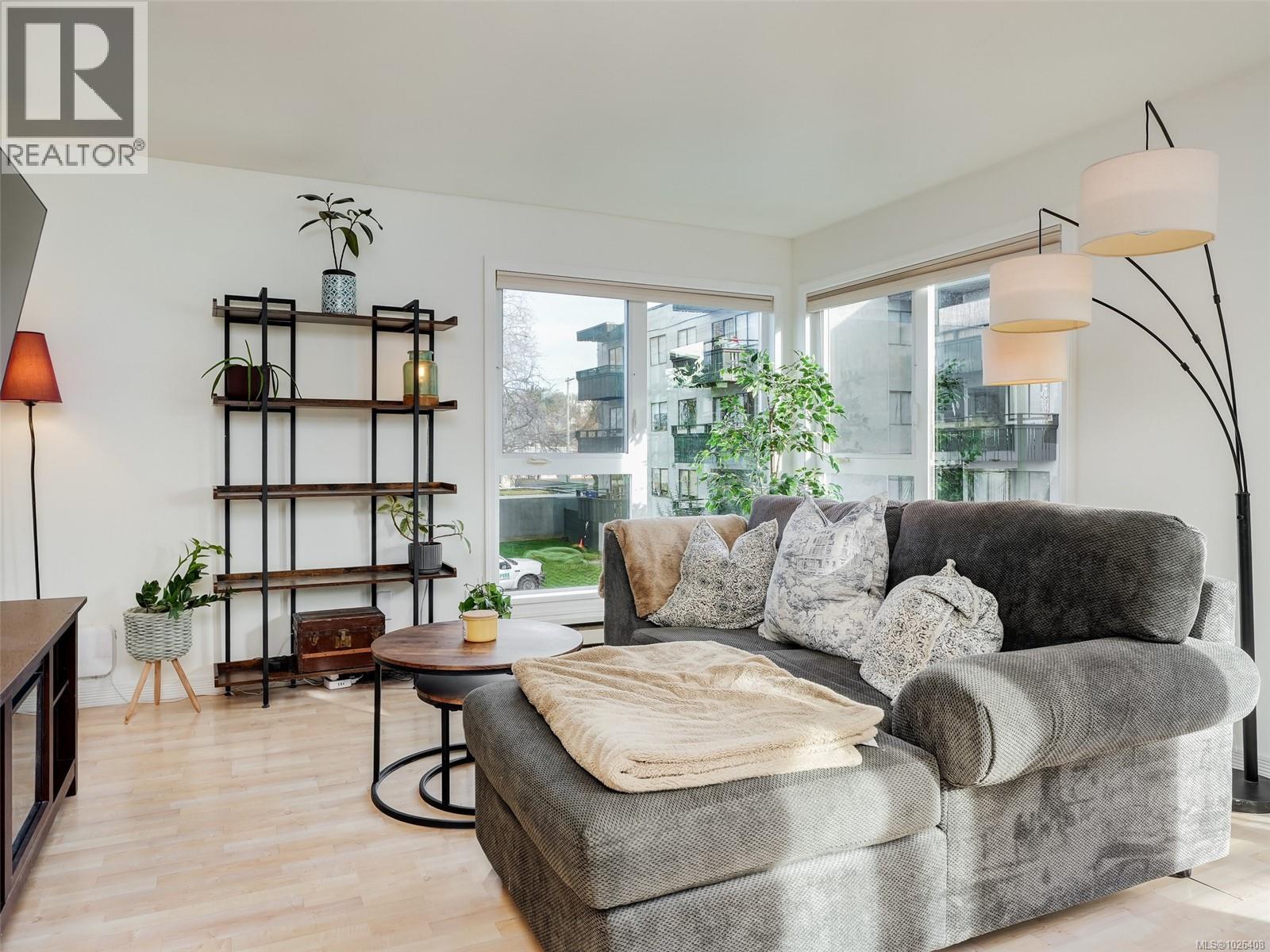 403 2647 Graham Street, Victoria