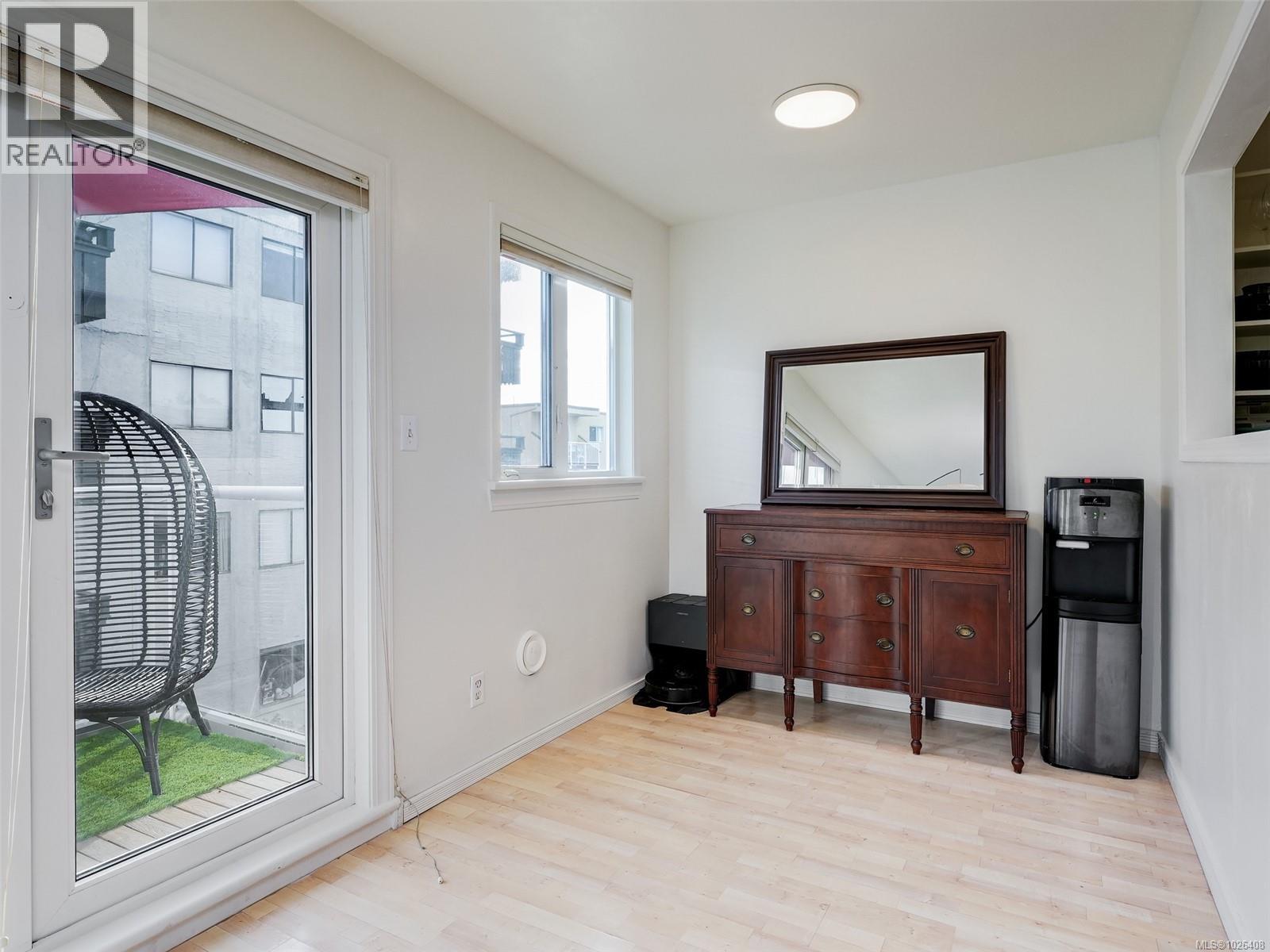 403 2647 Graham Street, Victoria