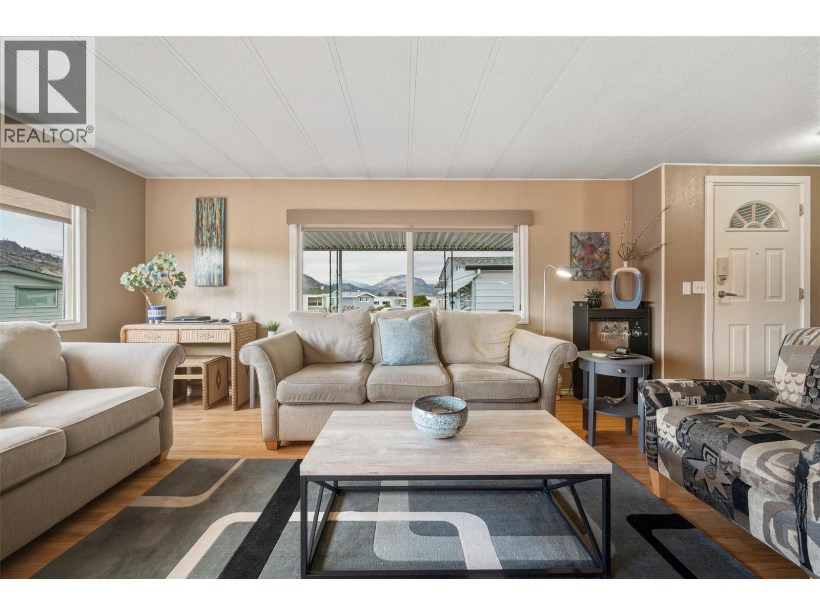 6601 Tucelnuit Drive Unit# 6, Oliver