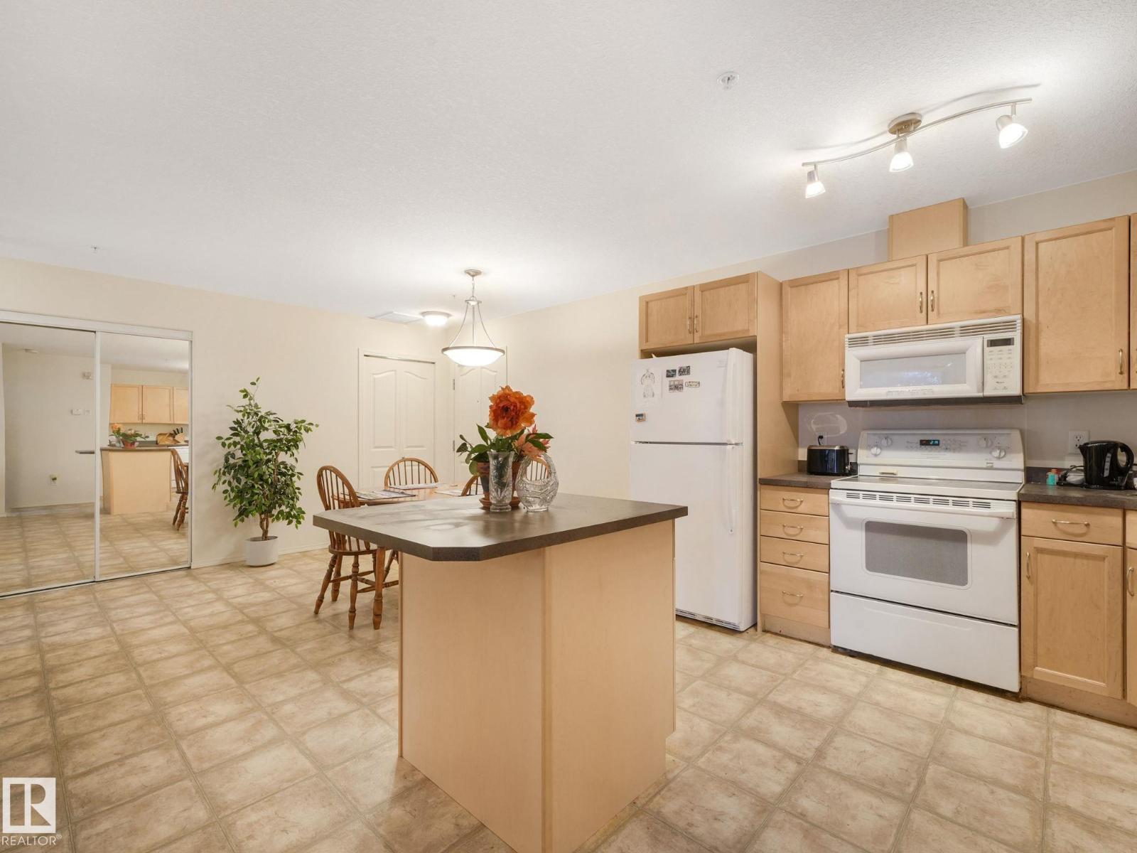 #115 78A McKenney AV, St. Albert