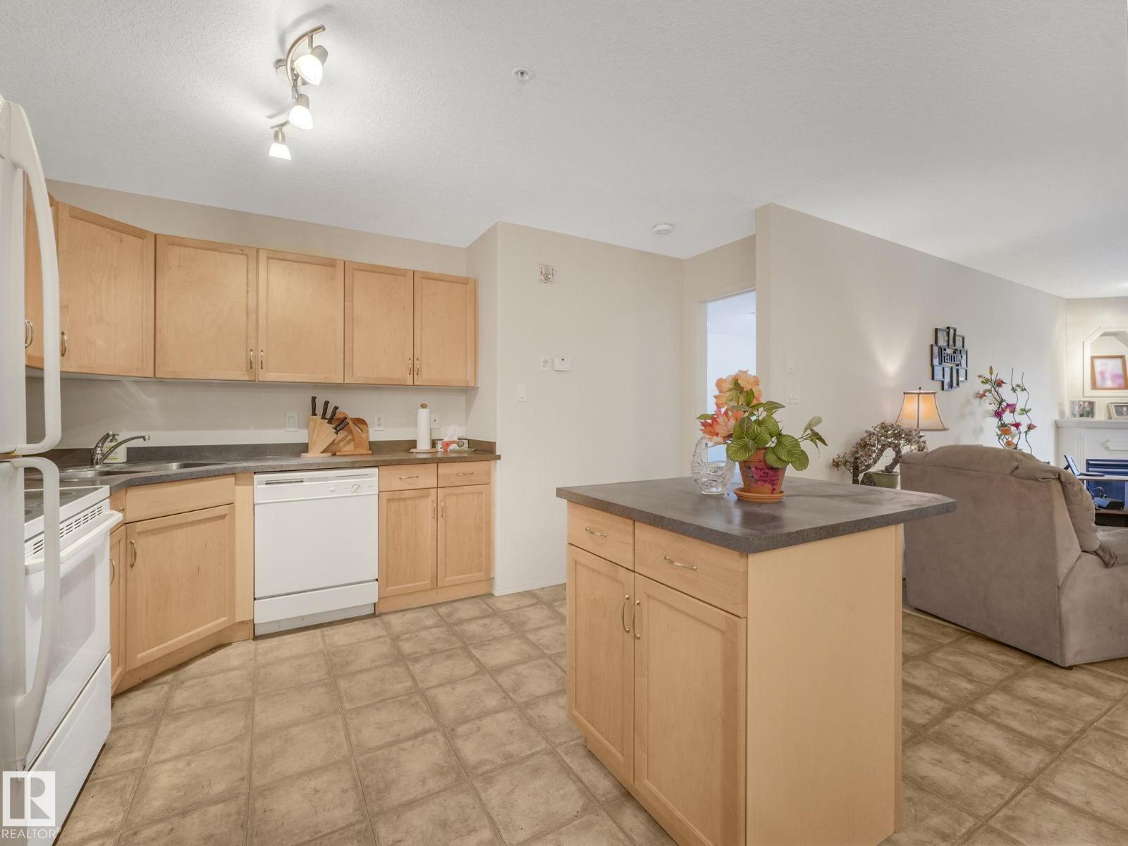 #115 78A McKenney AV, St. Albert