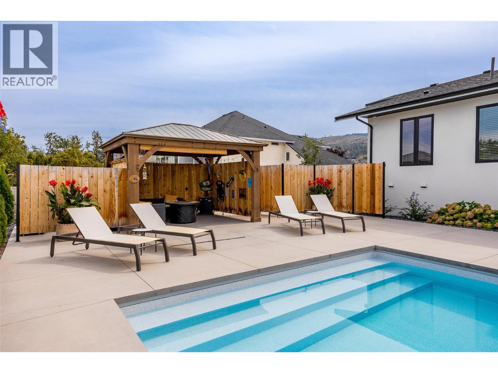  415 Curlew Drive, Kelowna