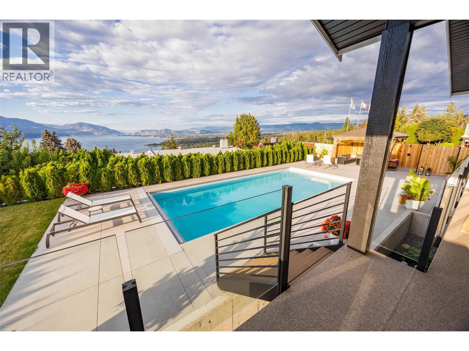  415 Curlew Drive, Kelowna