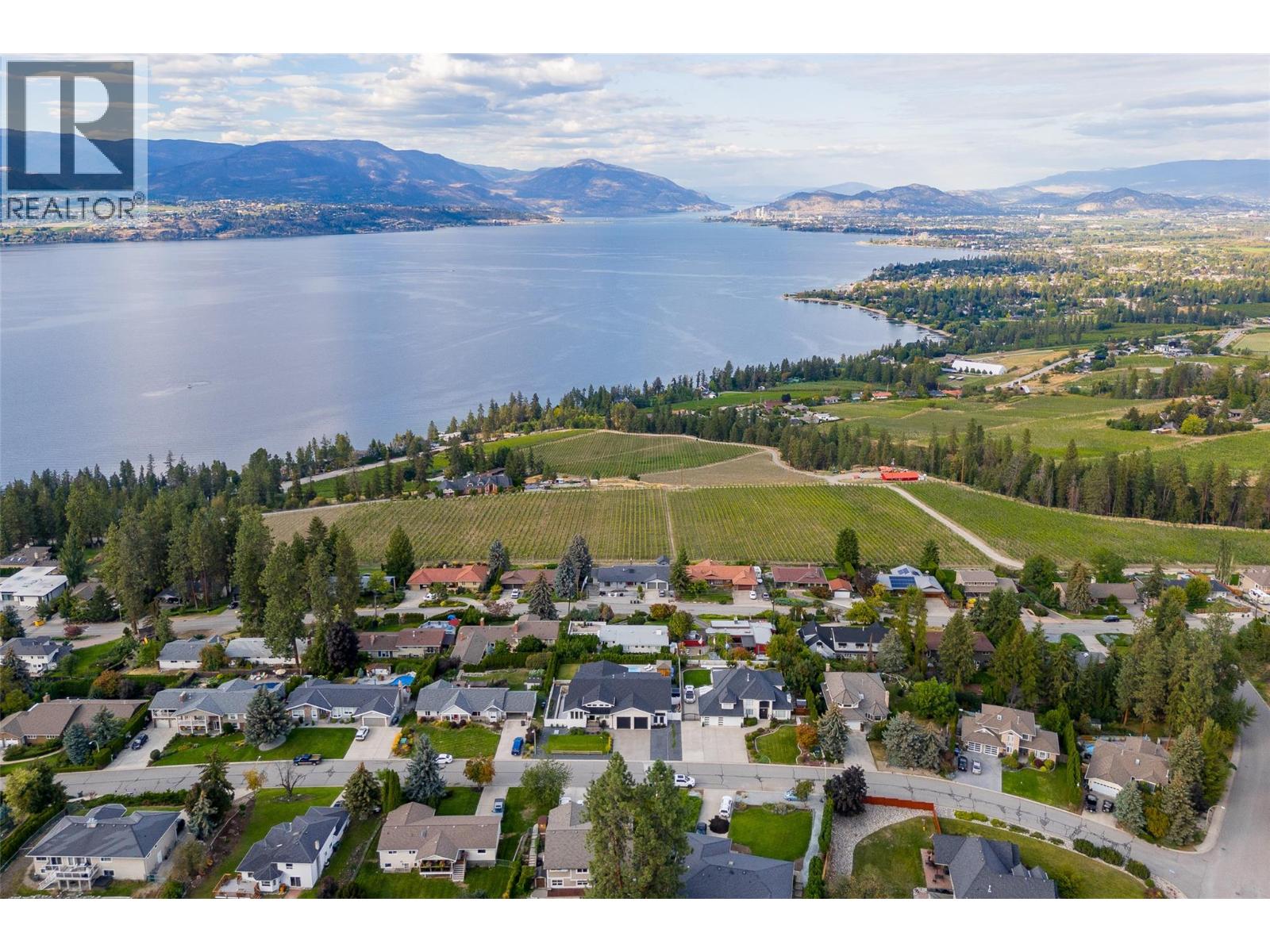  415 Curlew Drive, Kelowna