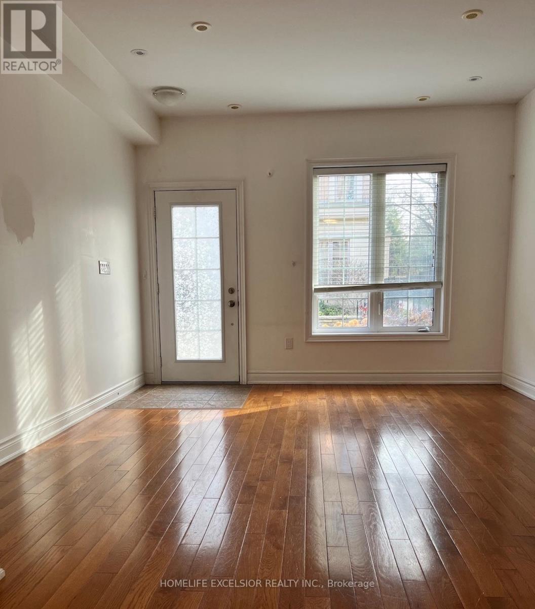 1 - 20 HARGRAVE LANE - Photo 2 of 12, Toronto (Bridle Path-Sunnybrook-York Mills), Ontario