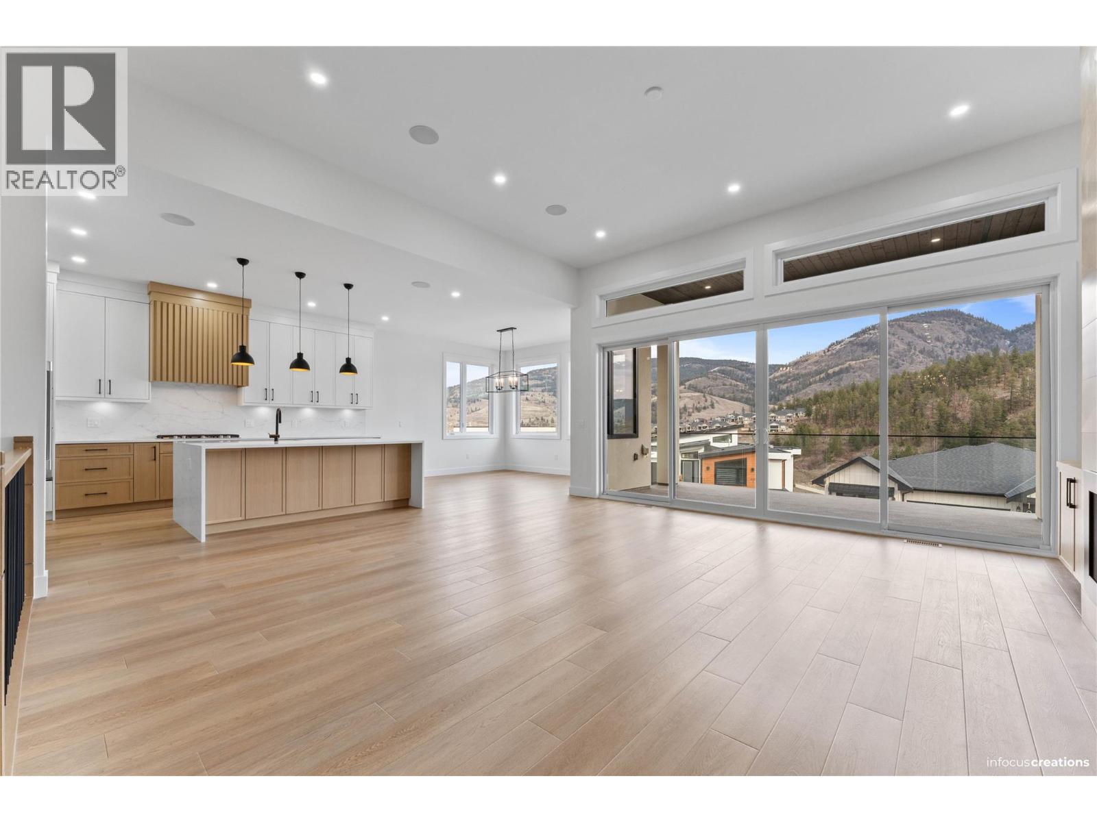 1022 Carnoustie Drive, Kelowna