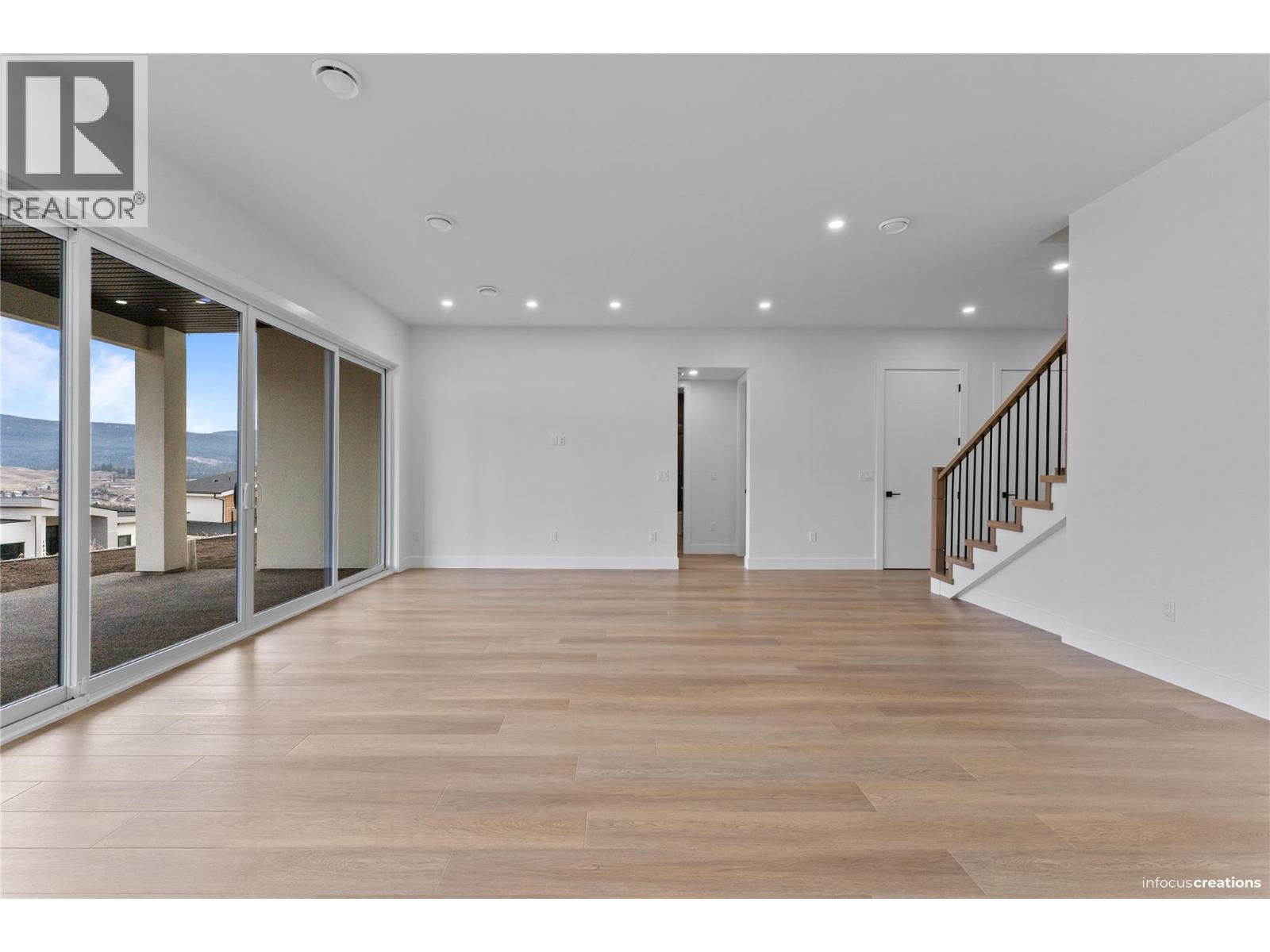 1022 Carnoustie Drive, Kelowna