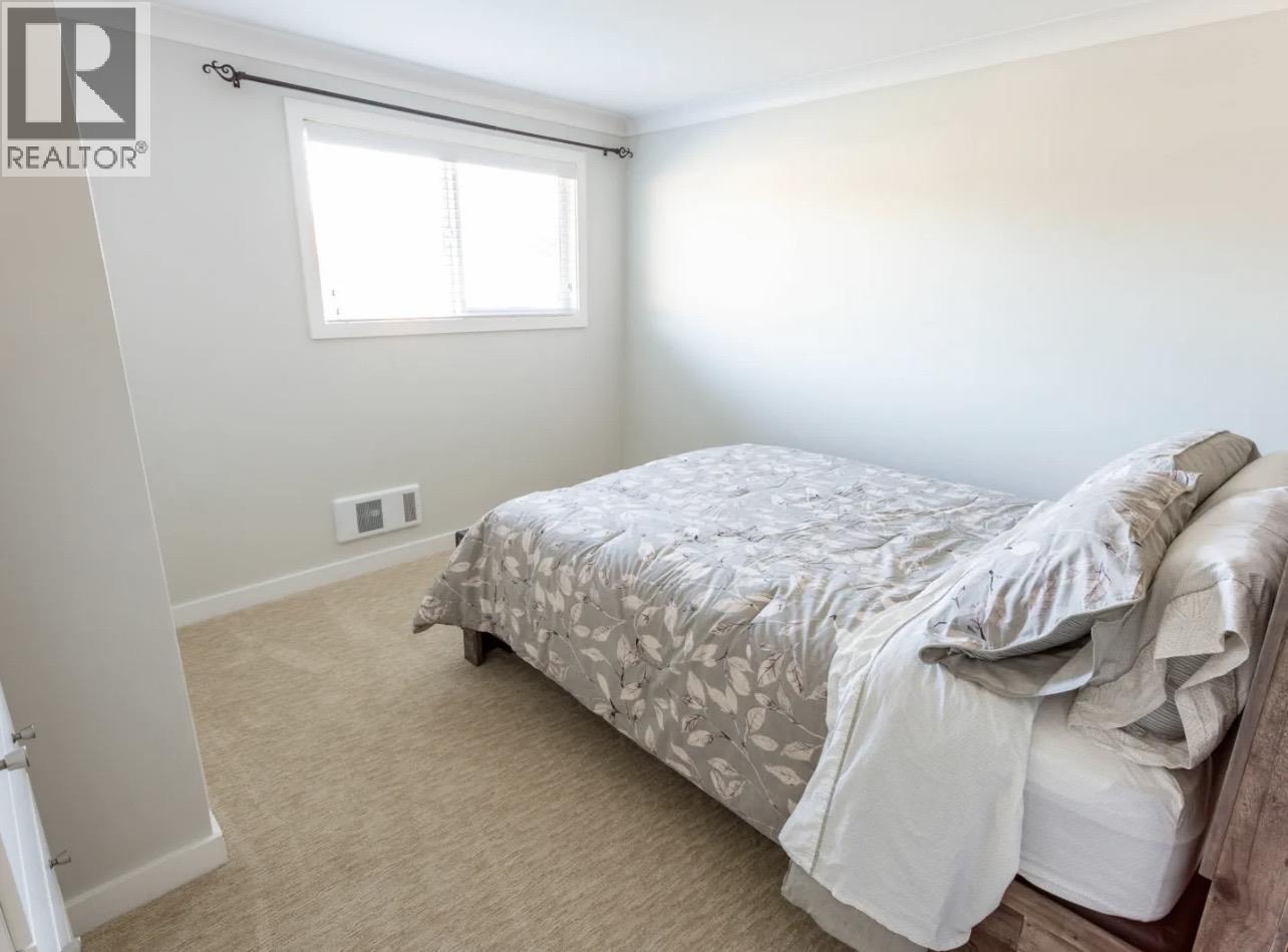 23 BARTHOLOMEW STREET - 17