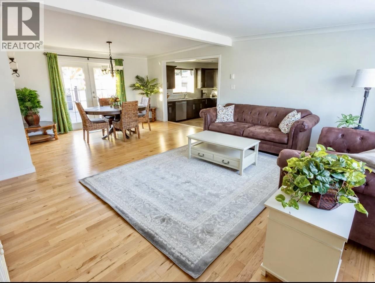 23 BARTHOLOMEW STREET - Photo 2 of 23, Kitimat, British Columbia