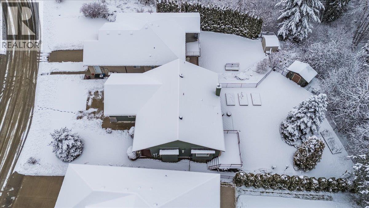 1532 Emerald Crescent, Castlegar